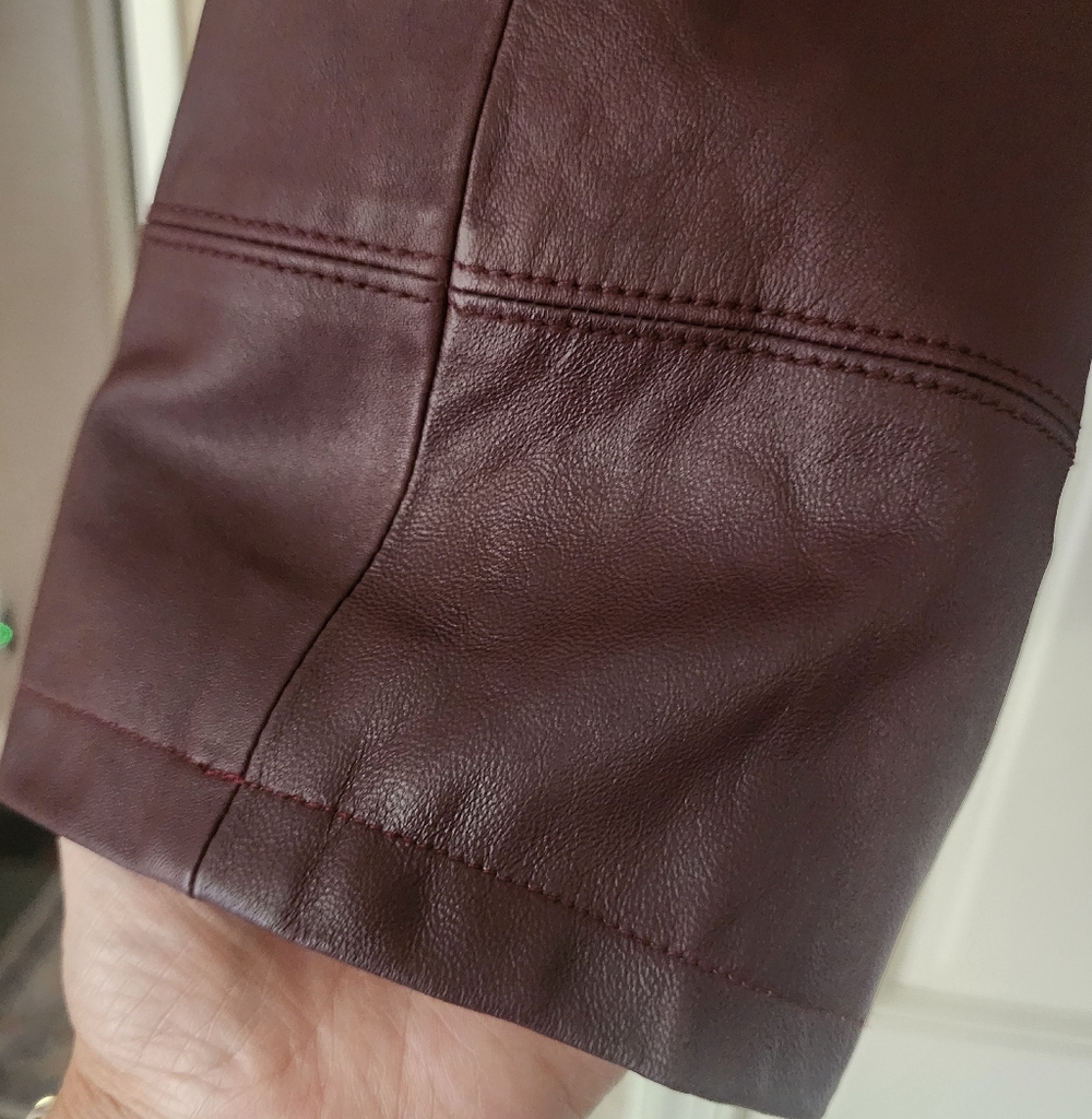 White House Black Market Deep Purple Leather Jacket Pit To Pit 21".New No Tag. - Picture 7 of 10